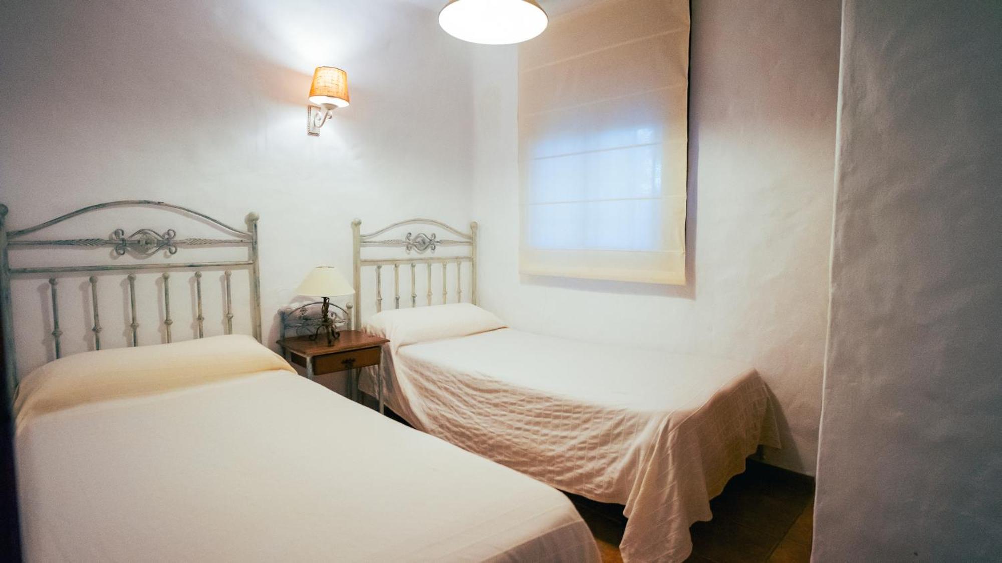 Villa Araucaria By Fontanilla Del Mar Holidays Rentals Cádiz Eksteriør bilde